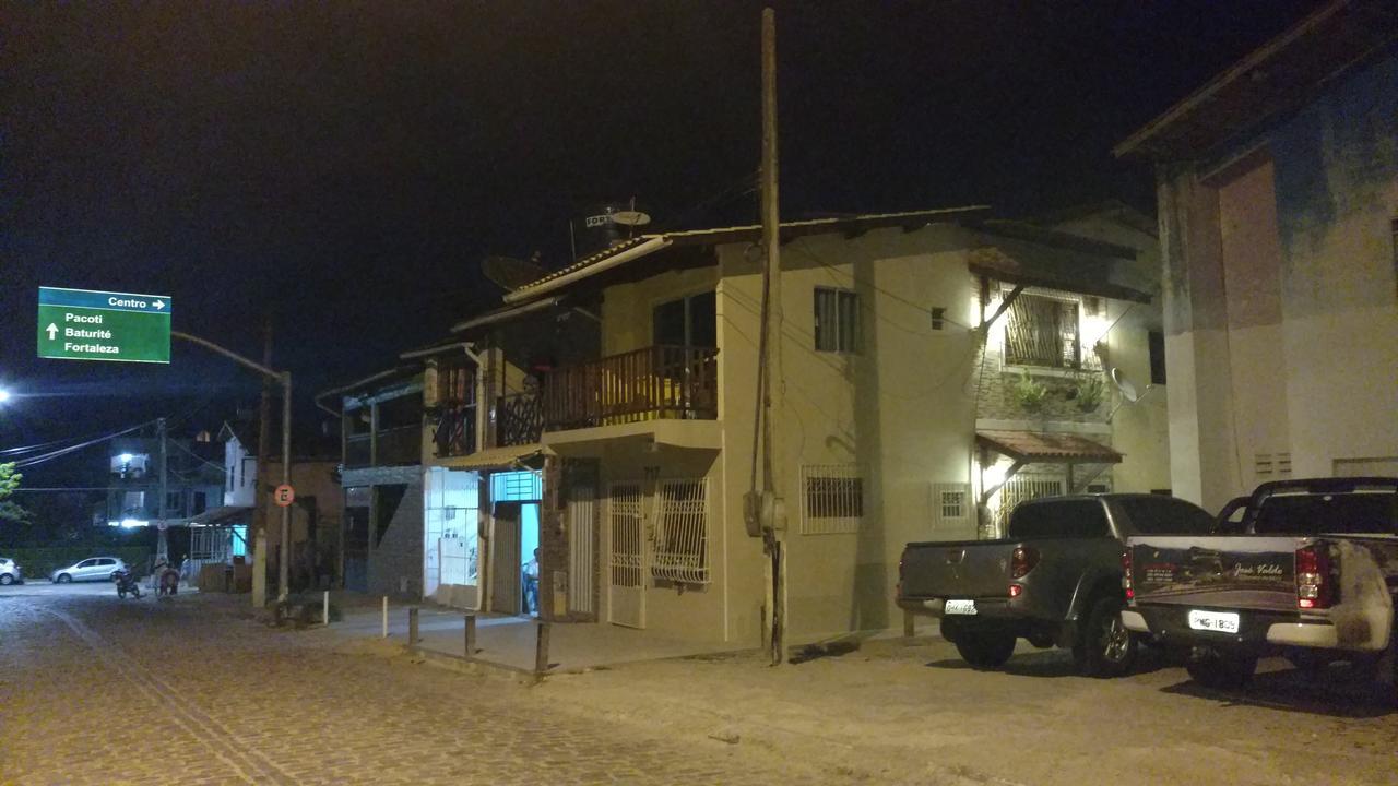 Lindo Chale No Centro De Guaramiranga Apartment Bagian luar foto